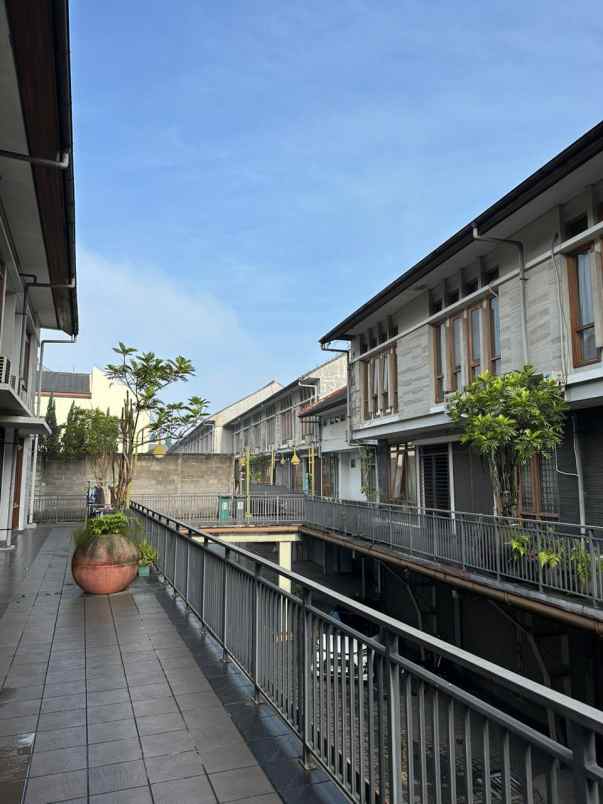 dijual rumah sayap pasteur