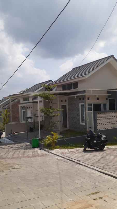 dijual rumah sedayu bantul