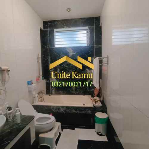 dijual rumah sektor 9 bintaro jaya