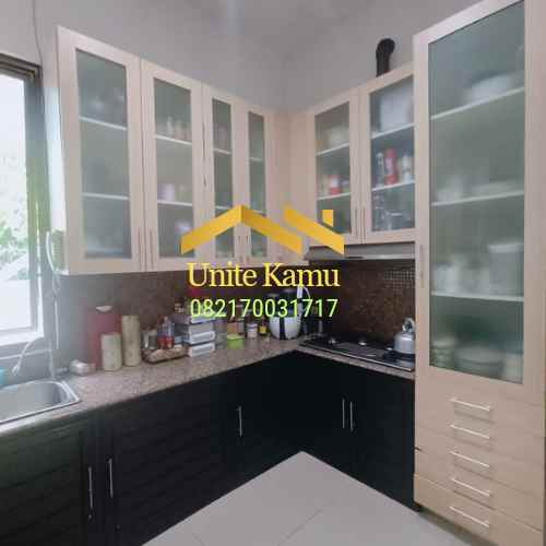 dijual rumah sektor 9 bintaro jaya