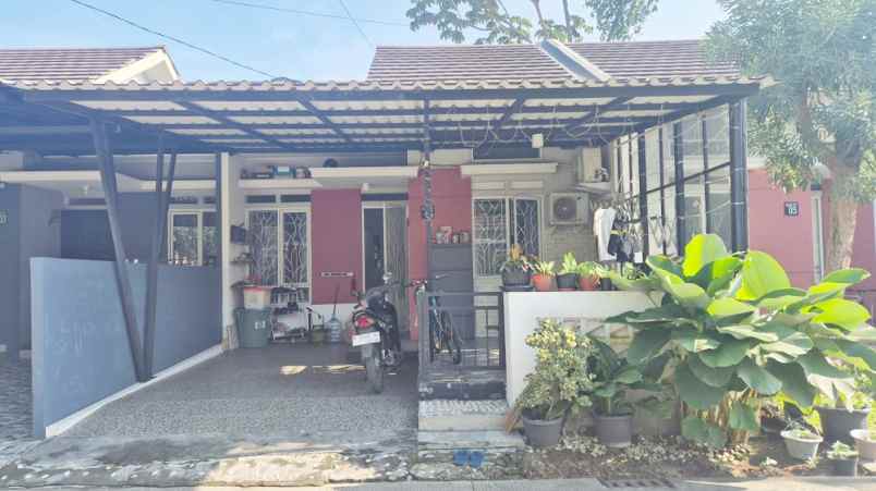 dijual rumah sentraland paradise