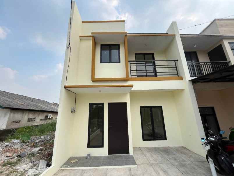 dijual rumah serua ciputat tangerang