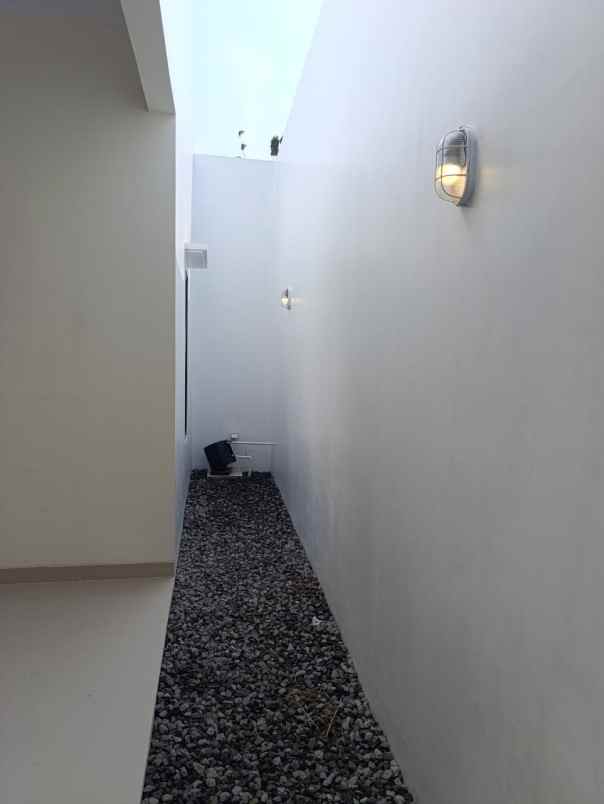 dijual rumah sidokarto