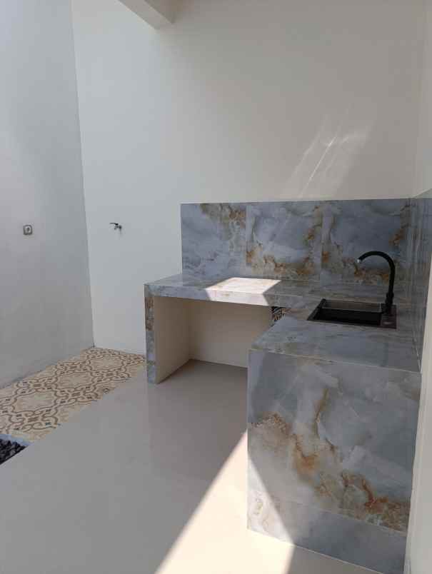 dijual rumah sidokarto