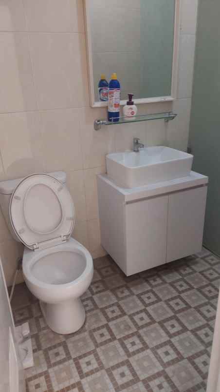 dijual rumah sukolilo regency