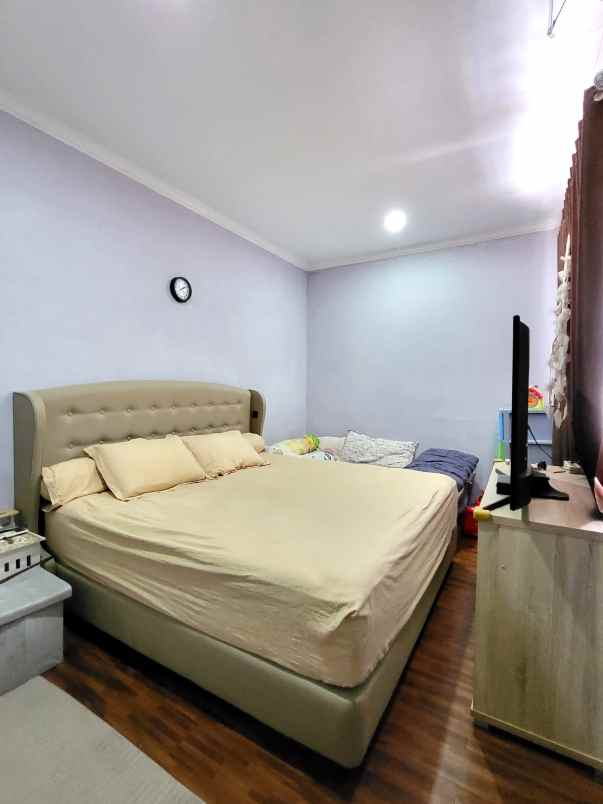 dijual rumah summarecon bekasi