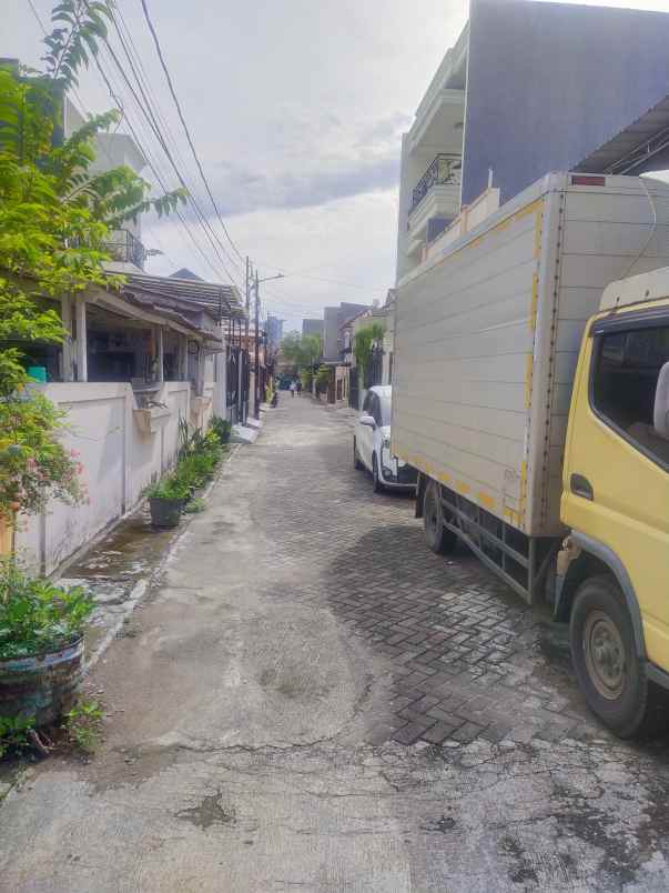 dijual rumah sunter mas