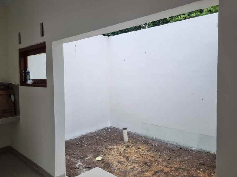 dijual rumah tamanmartani