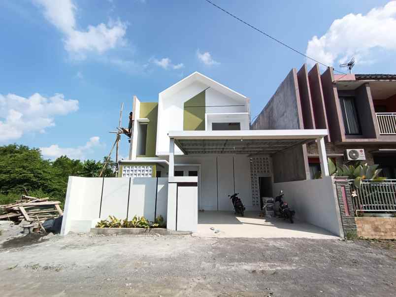 dijual rumah tegalsari wedomartani