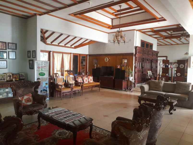 dijual rumah telaga bodas