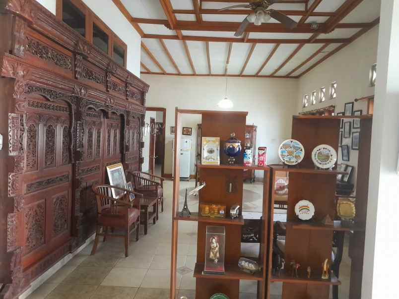 dijual rumah telaga bodas