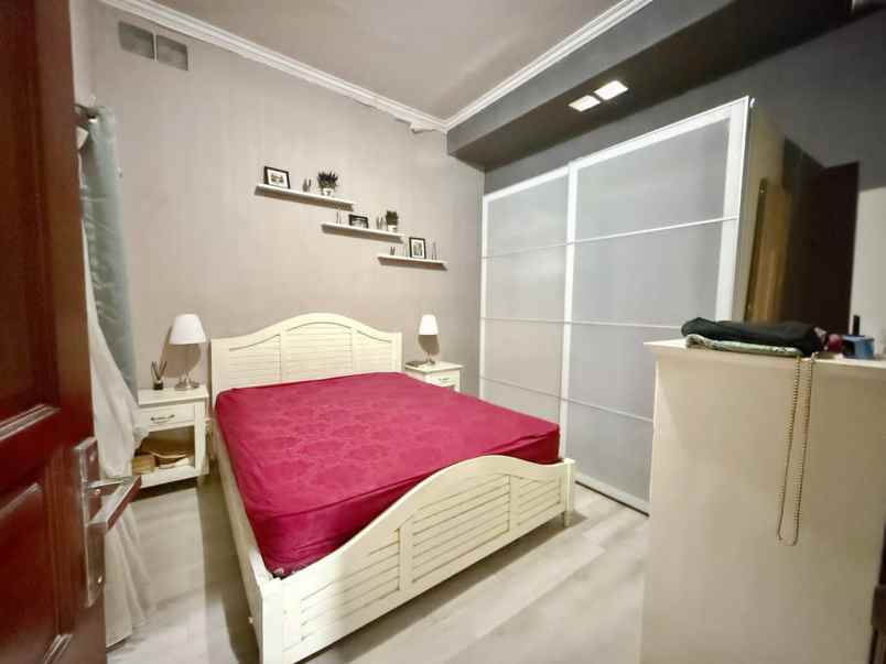 dijual rumah terawat di chandra baru jatiwarna bekasi