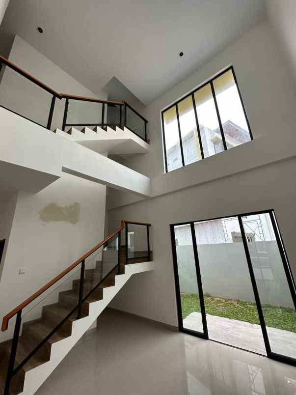 dijual rumah the icon central batam center