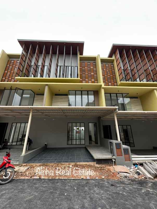 dijual rumah the icon central batam center