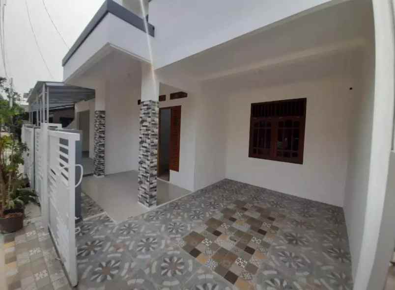 dijual rumah tugu