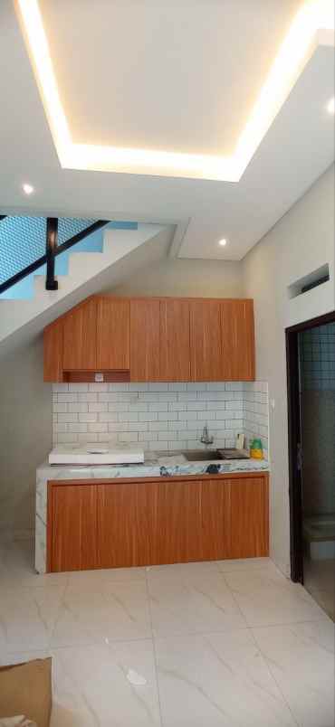 dijual rumah utan kayu