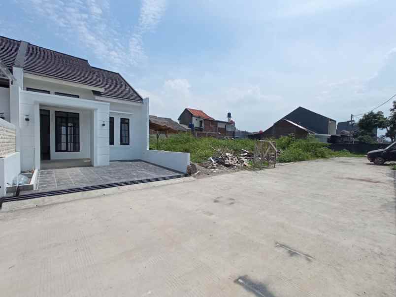 dijual rumah villa cemara asri cikoneng