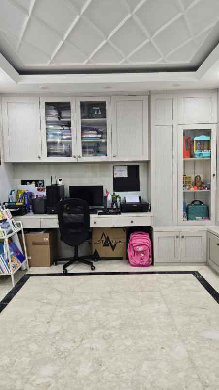 dijual rumah villa gading indah kelapa