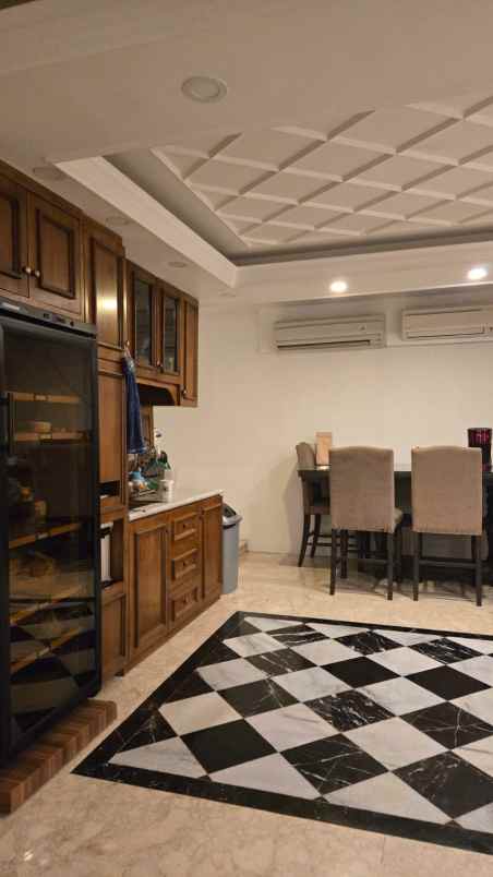 dijual rumah villa gading indah kelapa