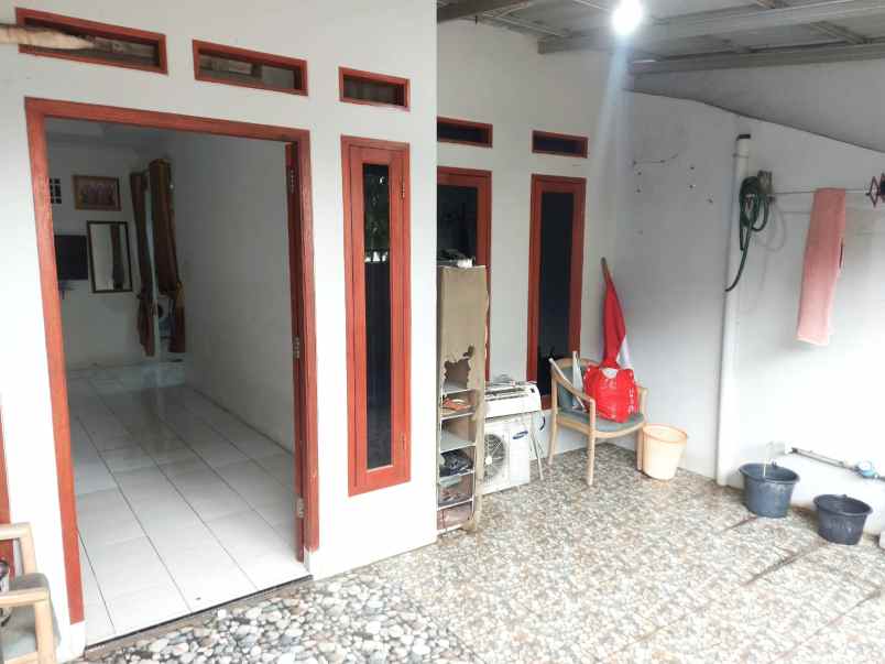 dijual rumah villa mutiara gading 2