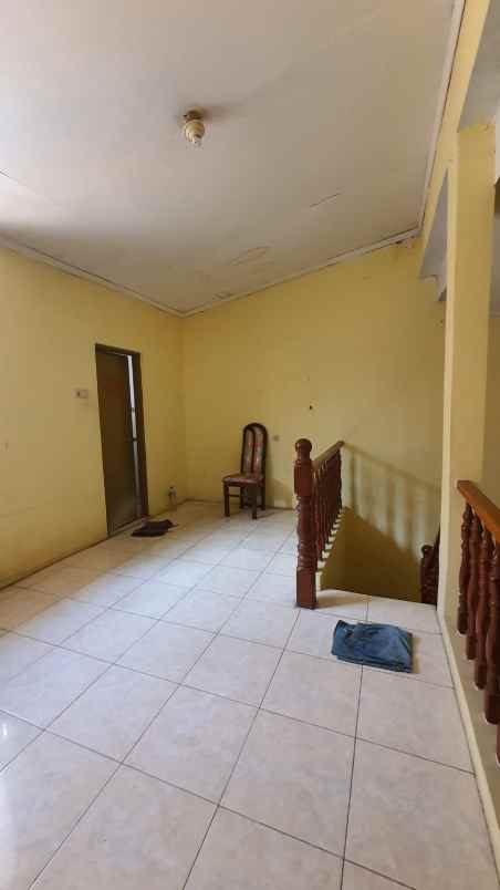 dijual rumah wiguna timur