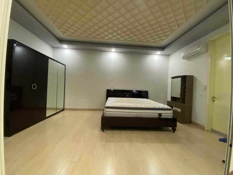 dijual rumah wisata bukit mas