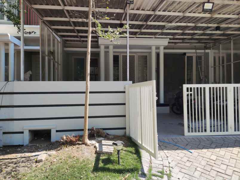 dijual rumah wisata semanggi