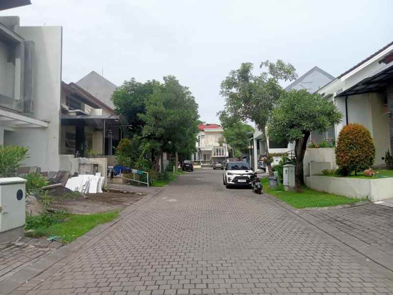 dijual rumah woodland citraland