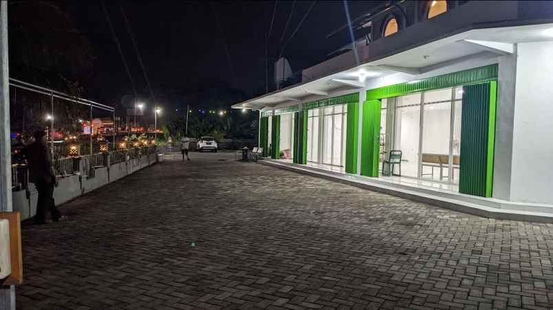 dijual sewa bekas new normal cafe letak strategis