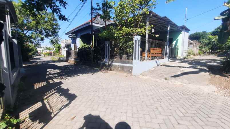 dijual tanah 114