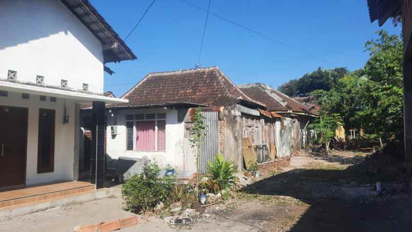 dijual tanah 114