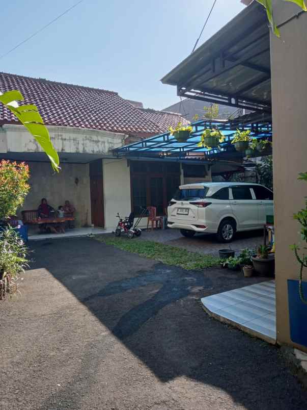 dijual tanah bonus rumah di lokasi strategis dan asri