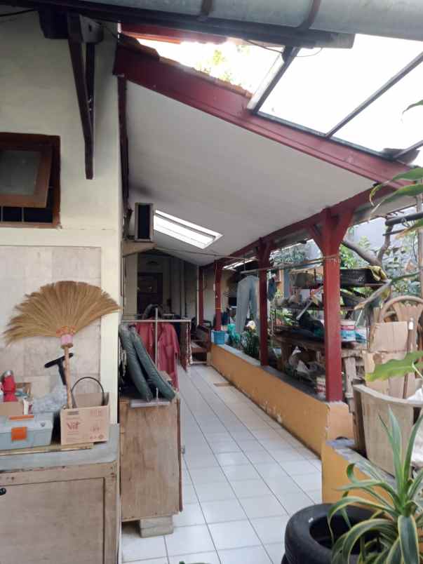 dijual tanah bonus rumah di lokasi strategis dan asri