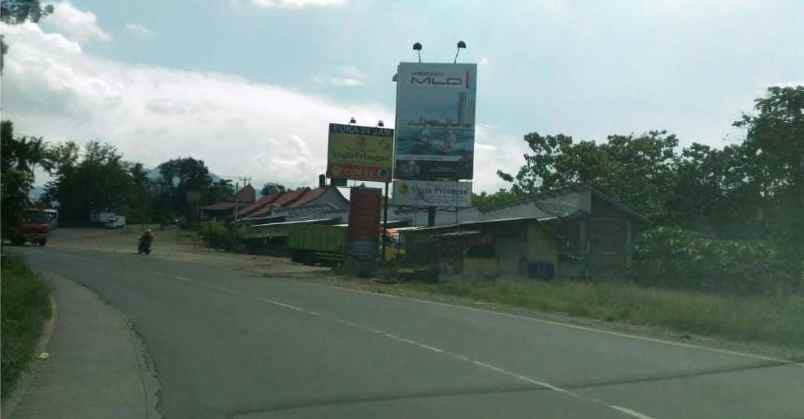 dijual tanah di jalan raya nagreg bandung