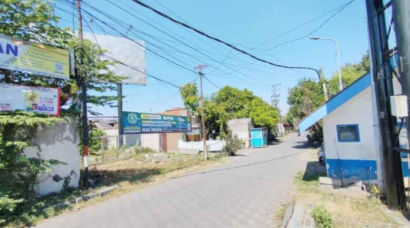 dijual tanah frontage a yani