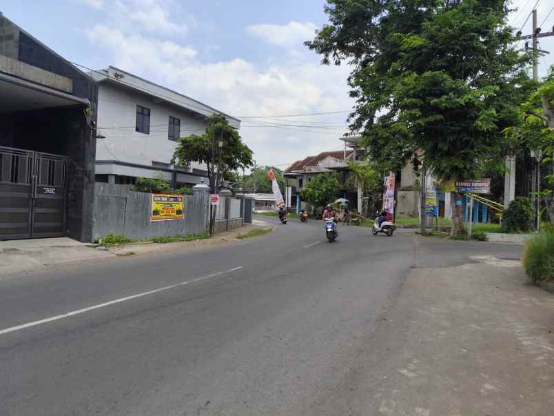 dijual tanah jalan danau toba