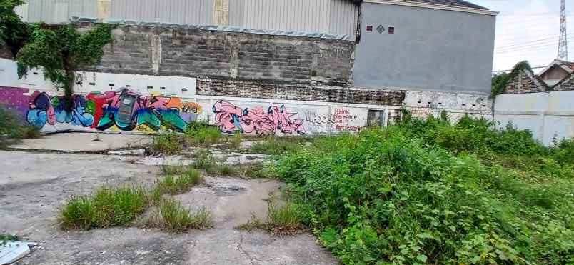 dijual tanah jalan veteran gresik