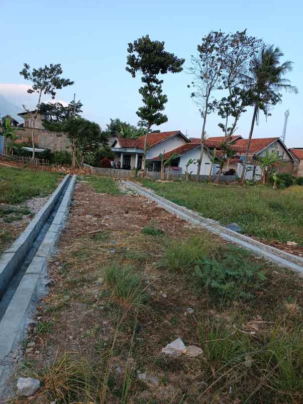 dijual tanah jl cicalengka nagreg