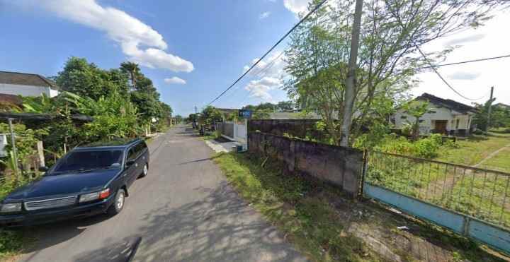 dijual tanah jl karanganom karangmojo