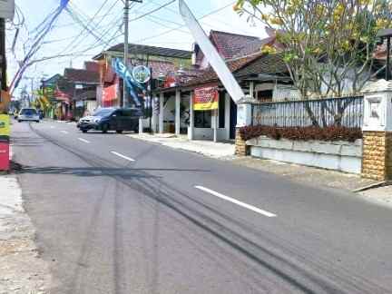 dijual tanah jl lempongsari