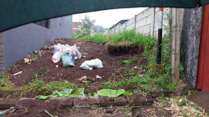 dijual tanah komplek budi indah