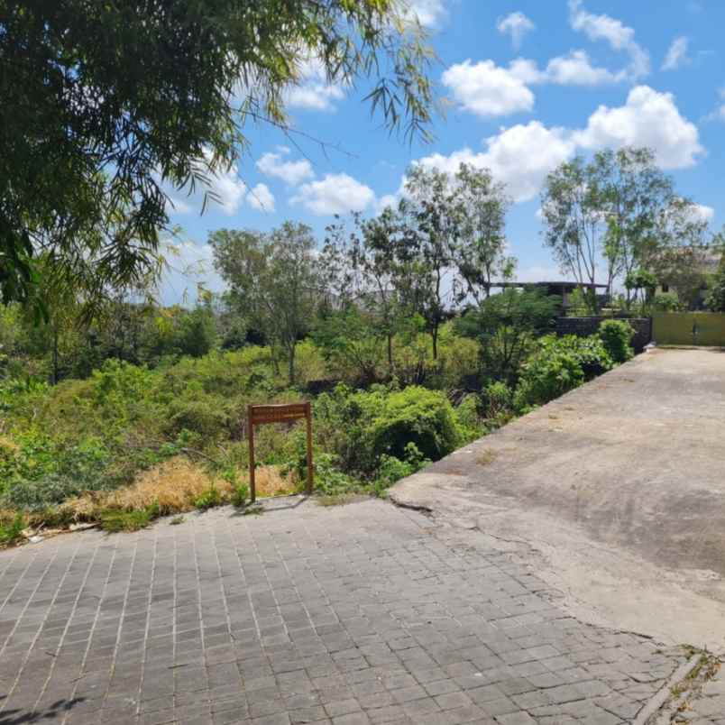 dijual tanah uluwatu ungasan
