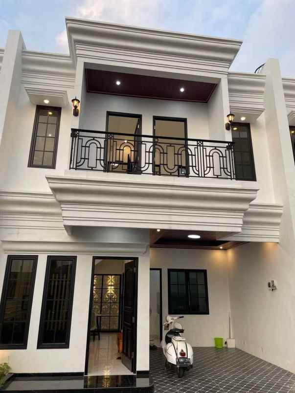 dijual townhouse area bintaro classic modern