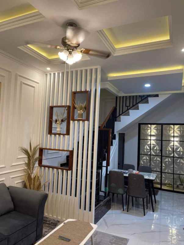 dijual townhouse area bintaro classic modern