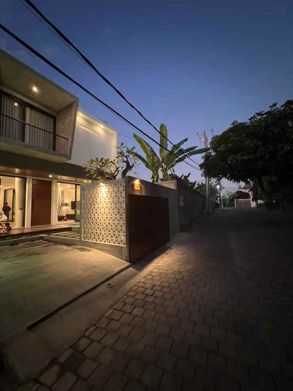 dijual villa canggu