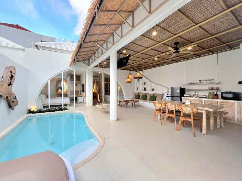 dijual villa jalan raya uluwatu pecatu