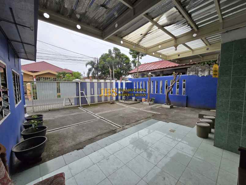 dijual villa jalan sidodame daerah krakatau