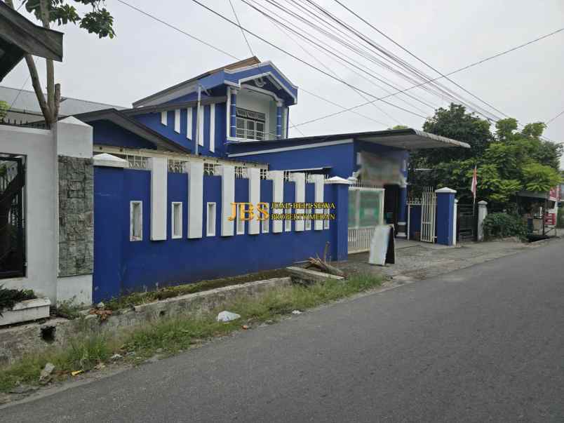 dijual villa jalan sidodame daerah krakatau