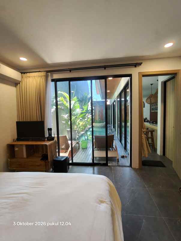 dijual villa kemenuh sukawati bali
