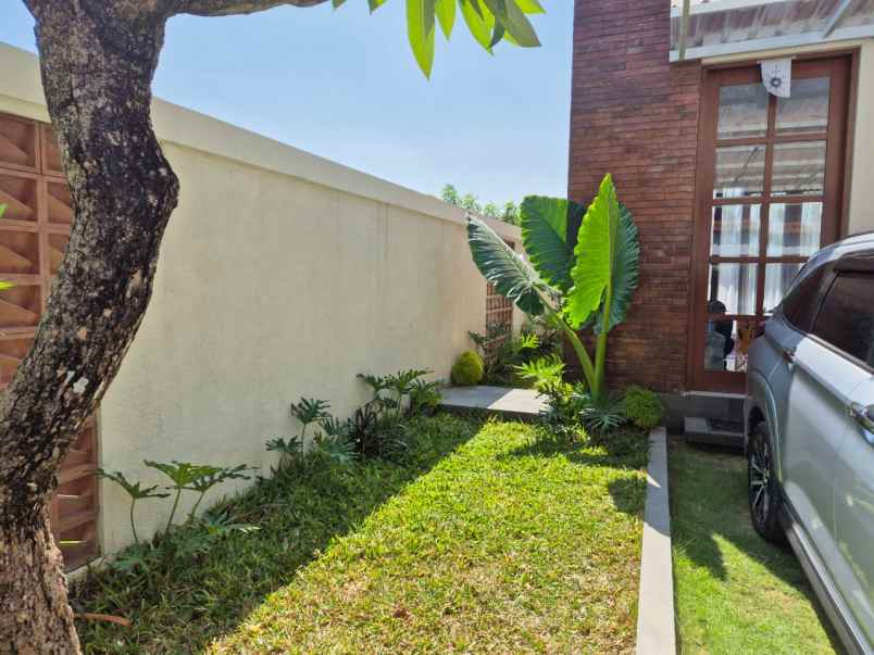 dijual villa view sawah area sanur denpasar bali